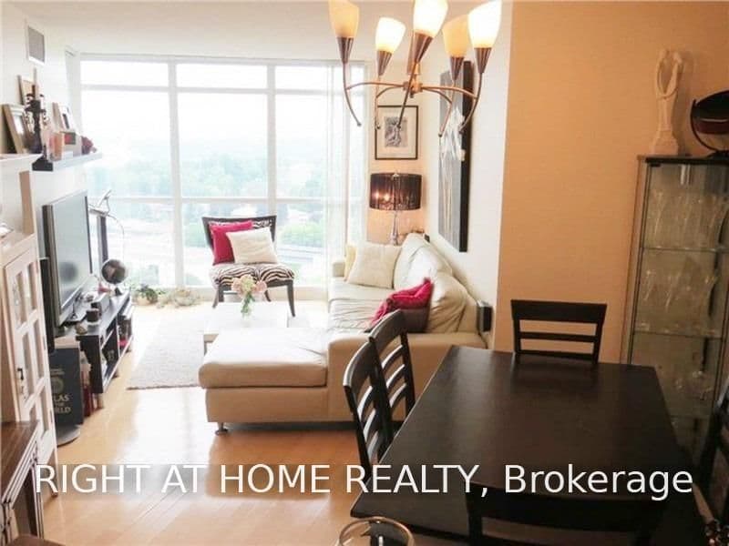 30 Harrison Garden Boulevard, Unit 207 thumbnail 6