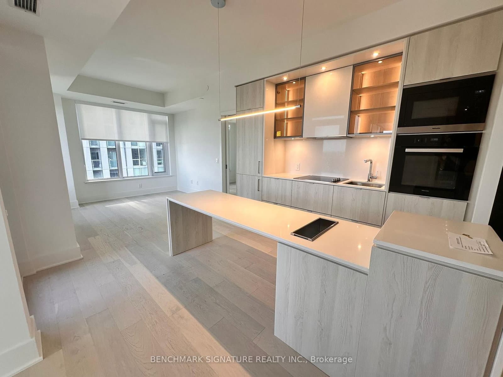 11 Yorkville Avenue, Unit 3604 - Image 1