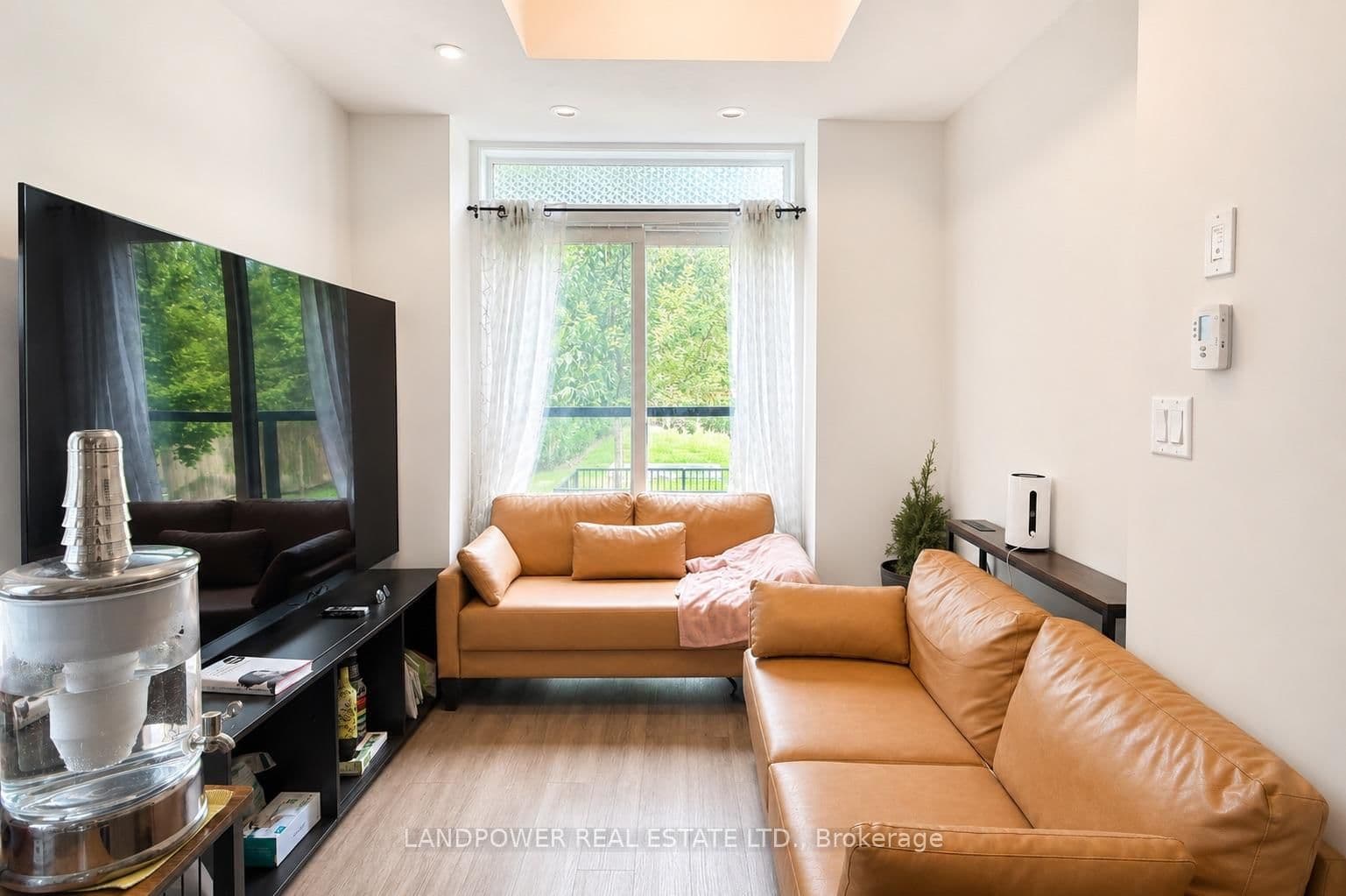 51 Winlock Park, Unit 30 thumbnail 2
