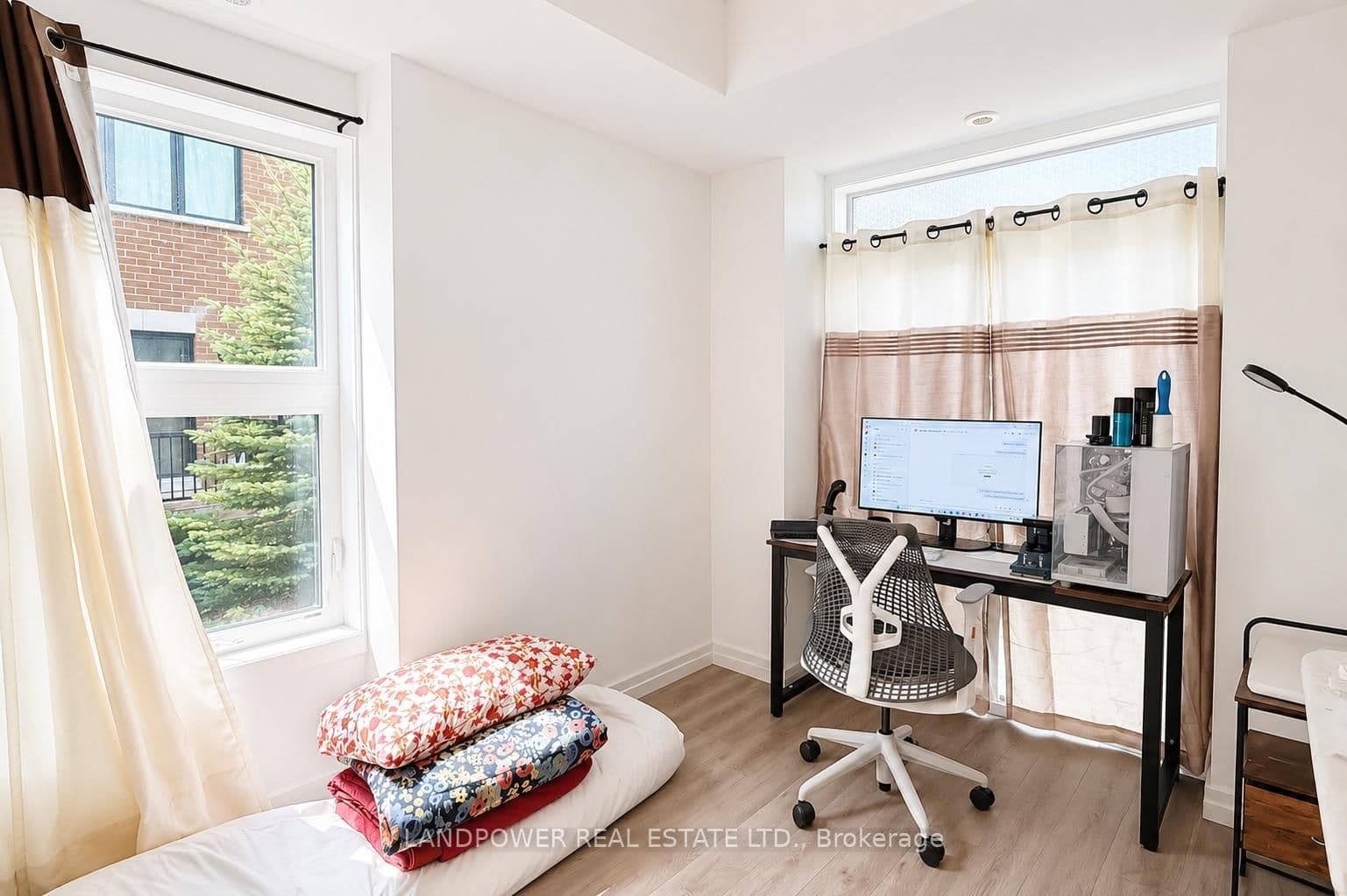 51 Winlock Park, Unit 30 thumbnail 4