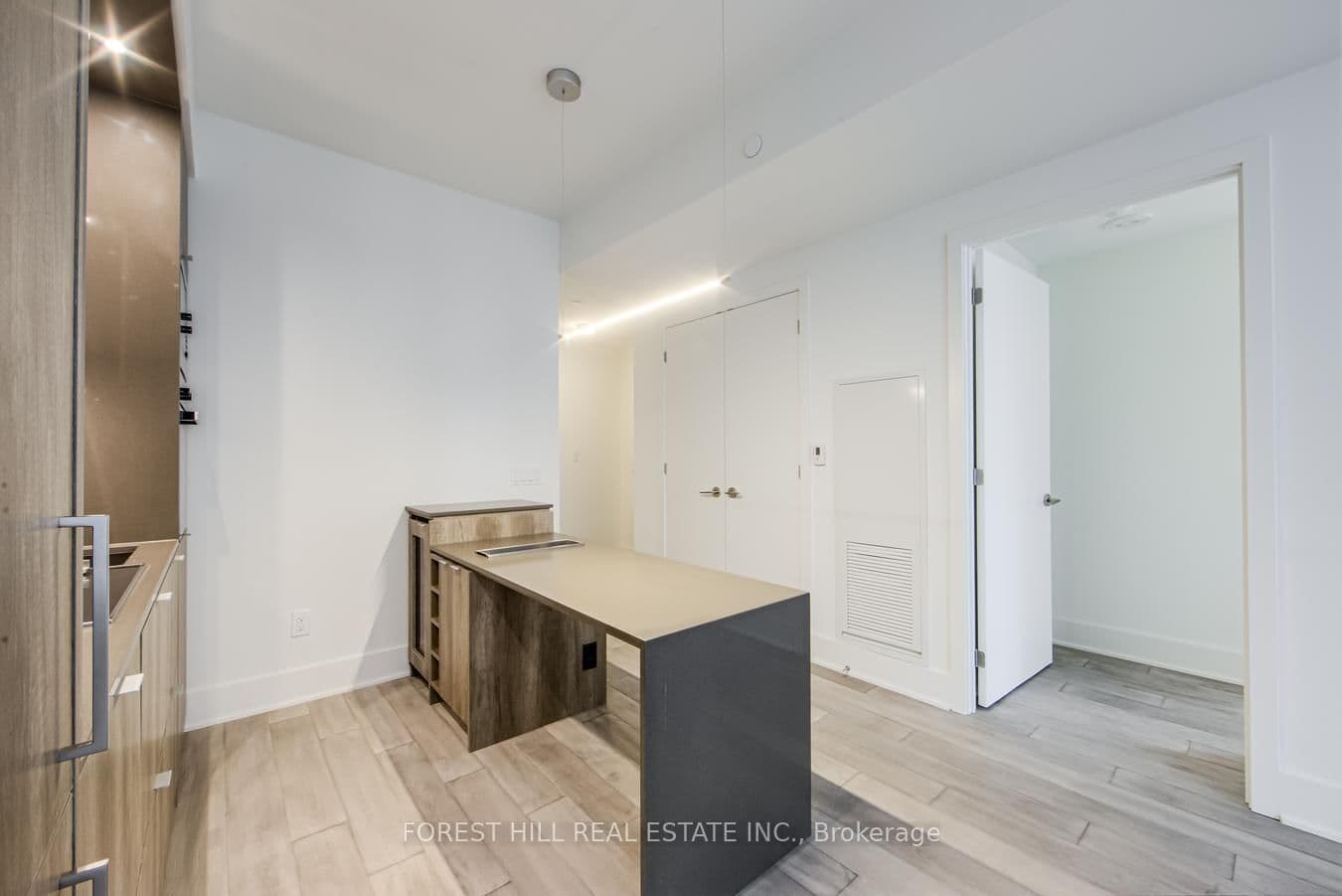 11 Yorkville Avenue, Unit 2506 thumbnail 9