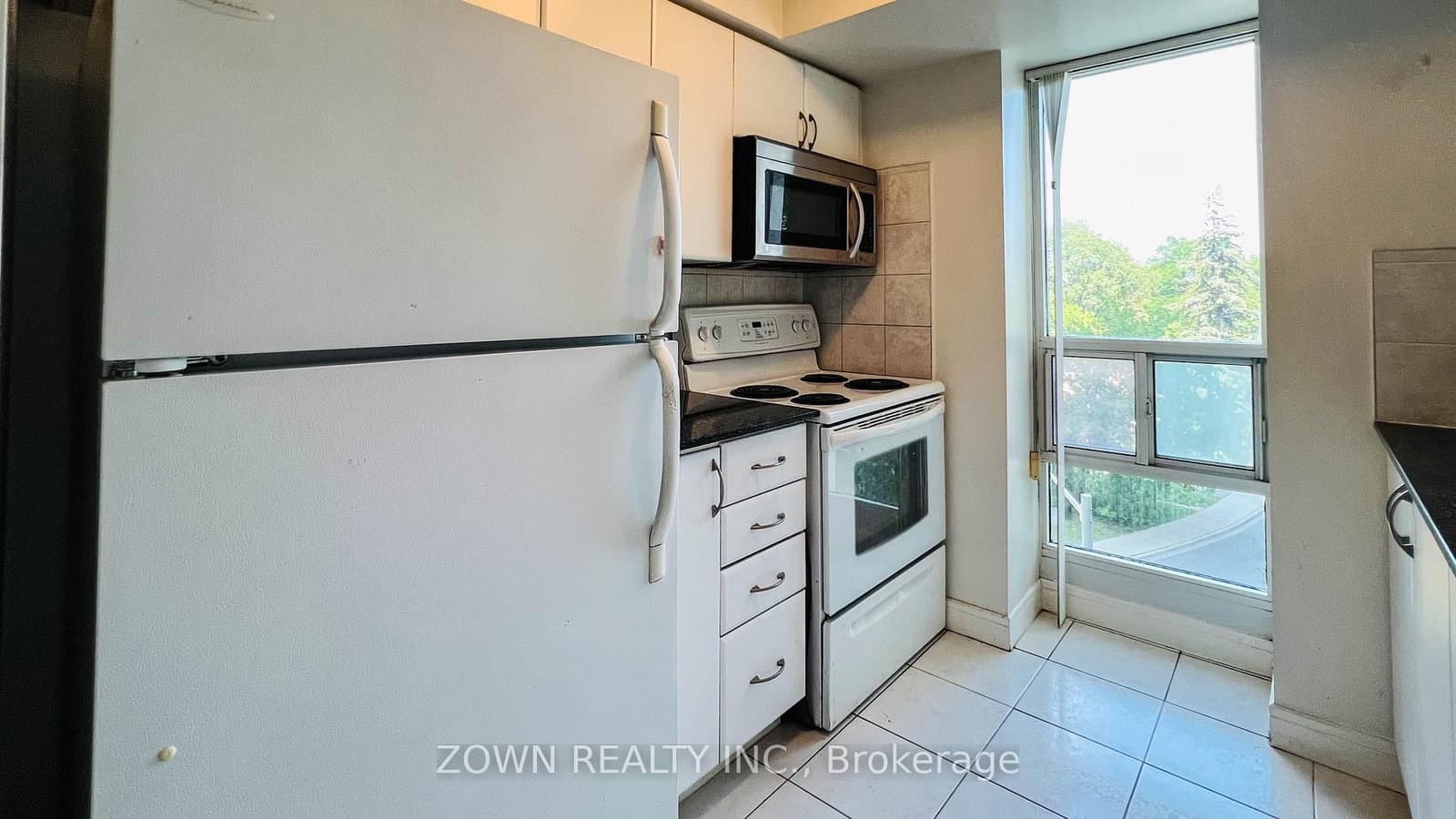 35 Bales Avenue, Unit 506 thumbnail 15