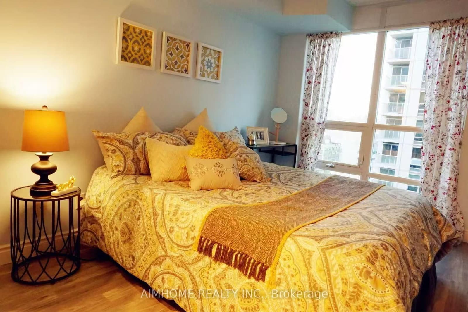 761 bay Street, Unit 2313 thumbnail 13
