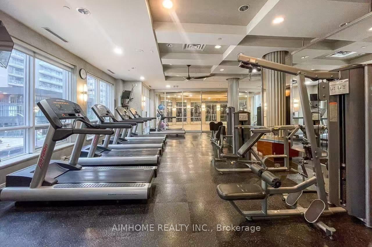 761 bay Street, Unit 2313 thumbnail 15