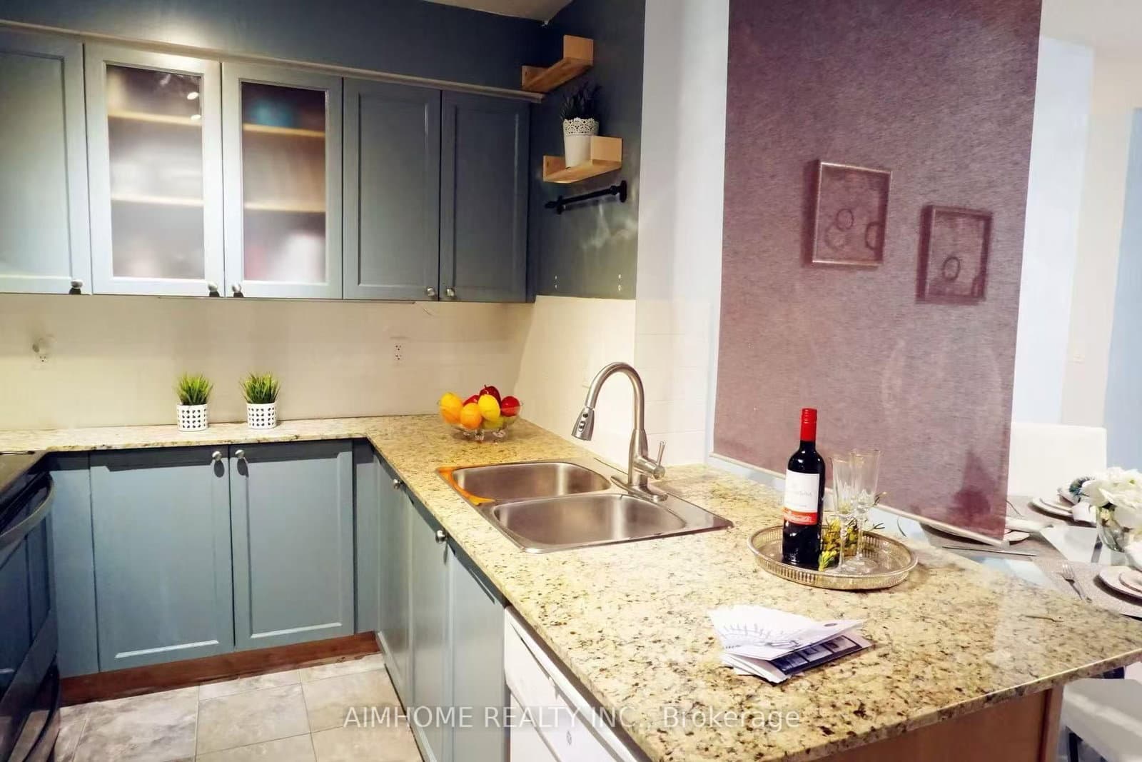 761 bay Street, Unit 2313 thumbnail 6