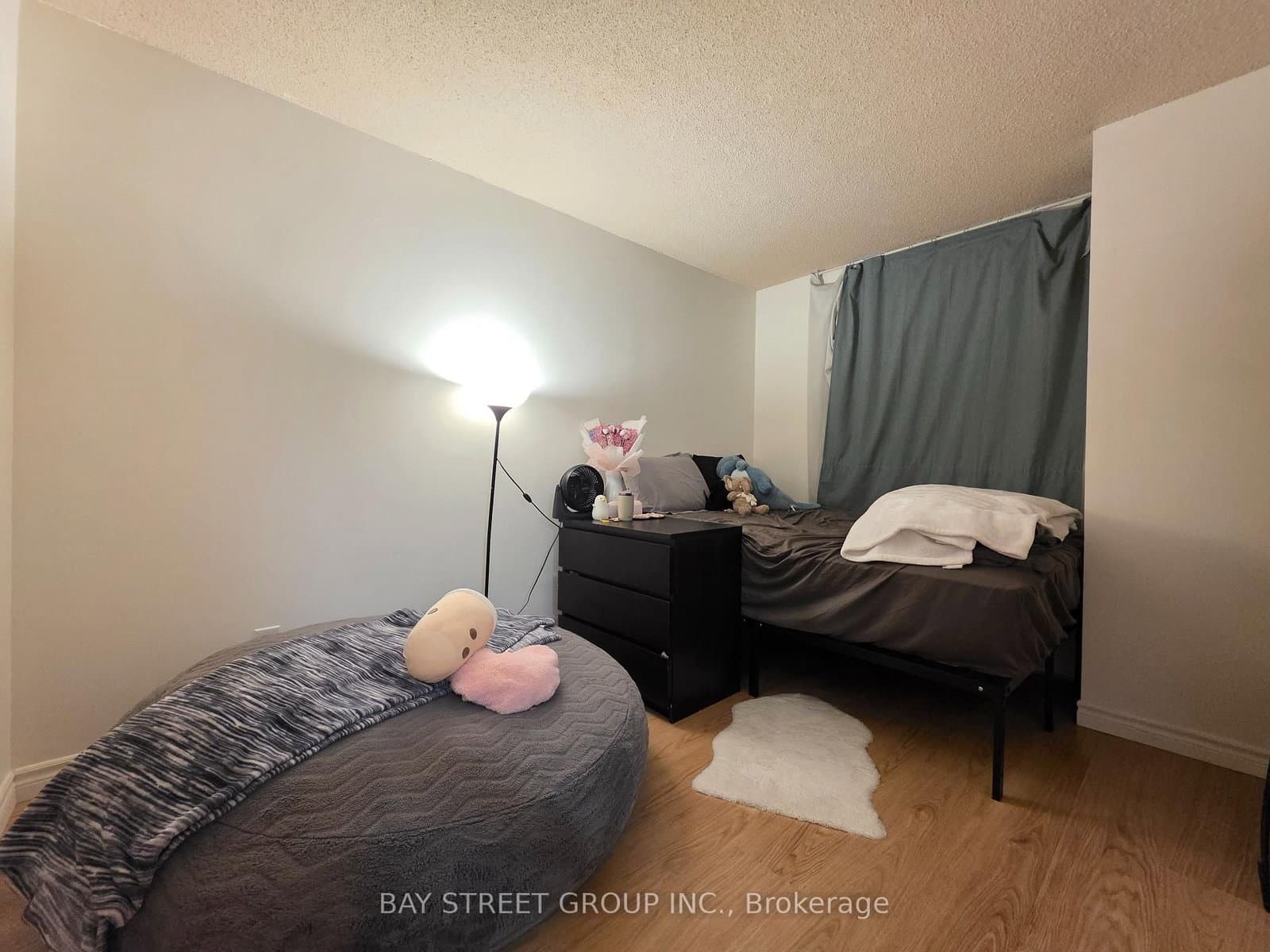 633 Bay Street, Unit 1202 thumbnail 10