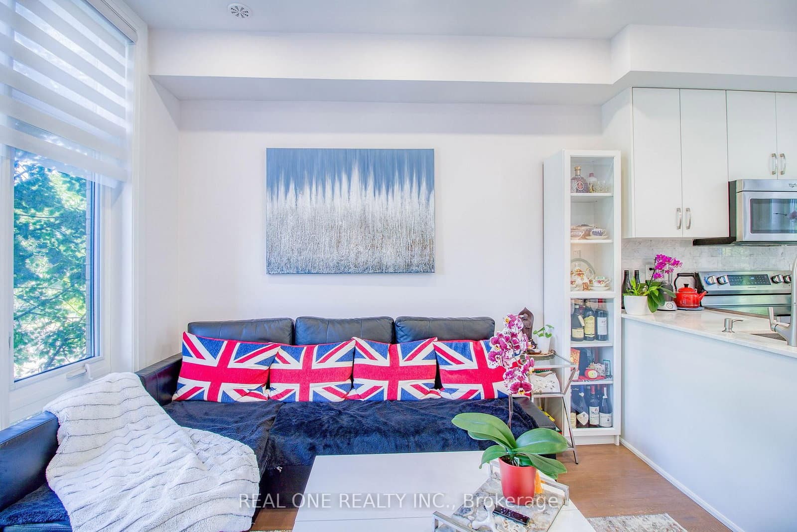 27 Eldora Avenue, Unit 63 thumbnail 10