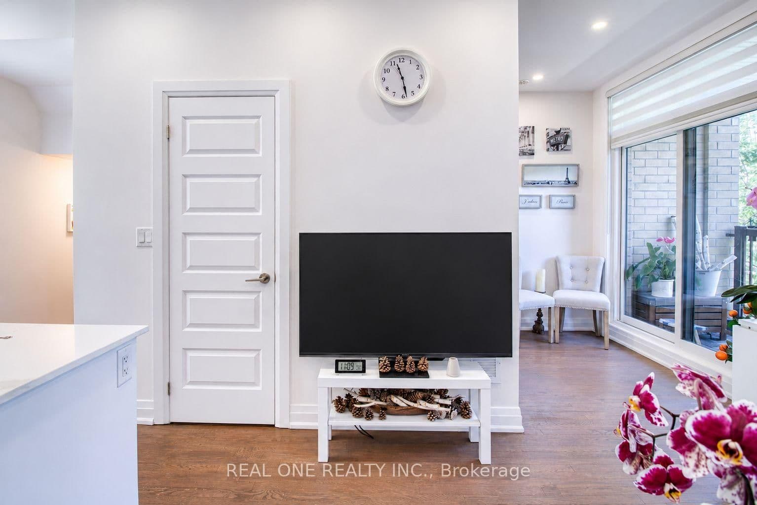 27 Eldora Avenue, Unit 63 thumbnail 15