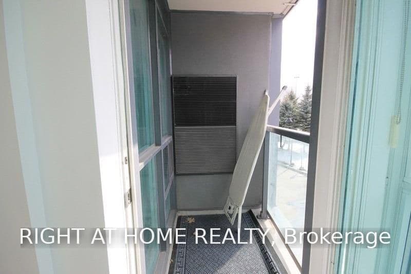 30 Harrison Garden Boulevard, Unit 207 thumbnail 14