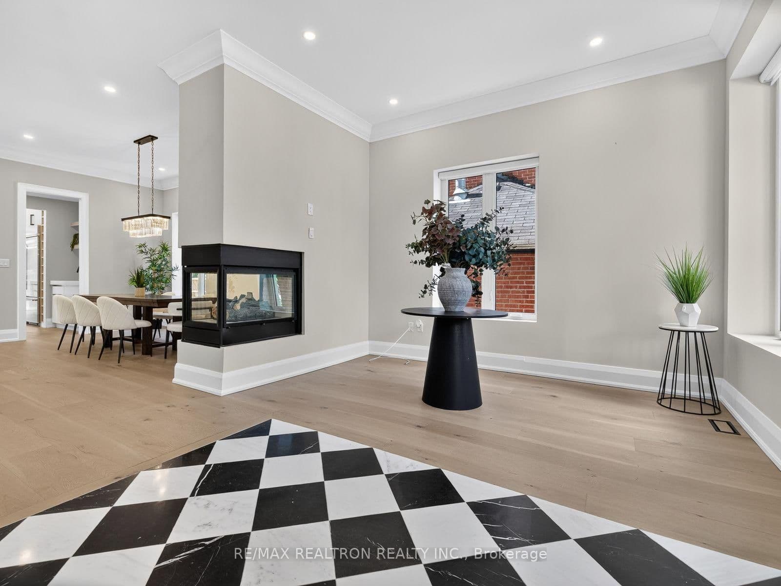 303 Ridley Boulevard thumbnail 15