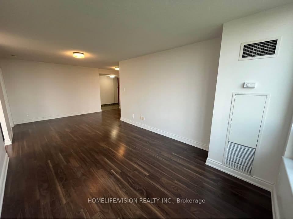 260 Doris Avenue, Unit PH105 thumbnail 5