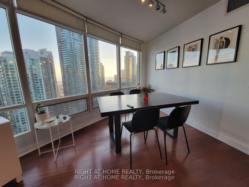 361 Front Street W, Unit 3205 thumbnail 5