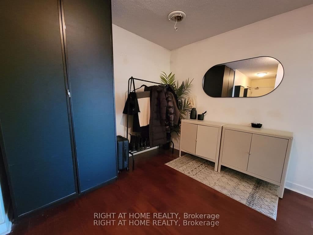 361 Front Street W, Unit 3205 thumbnail 6