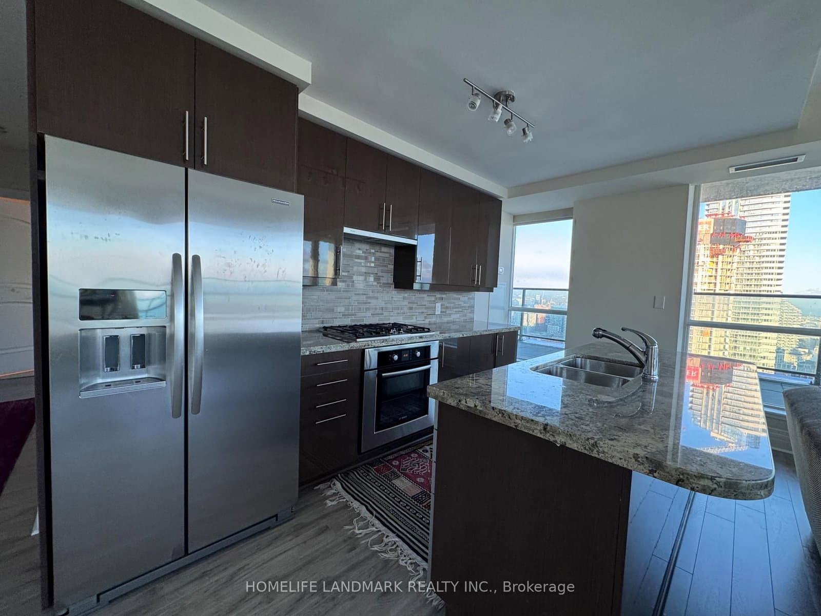 33 Bay Street, Unit 4805 thumbnail 6