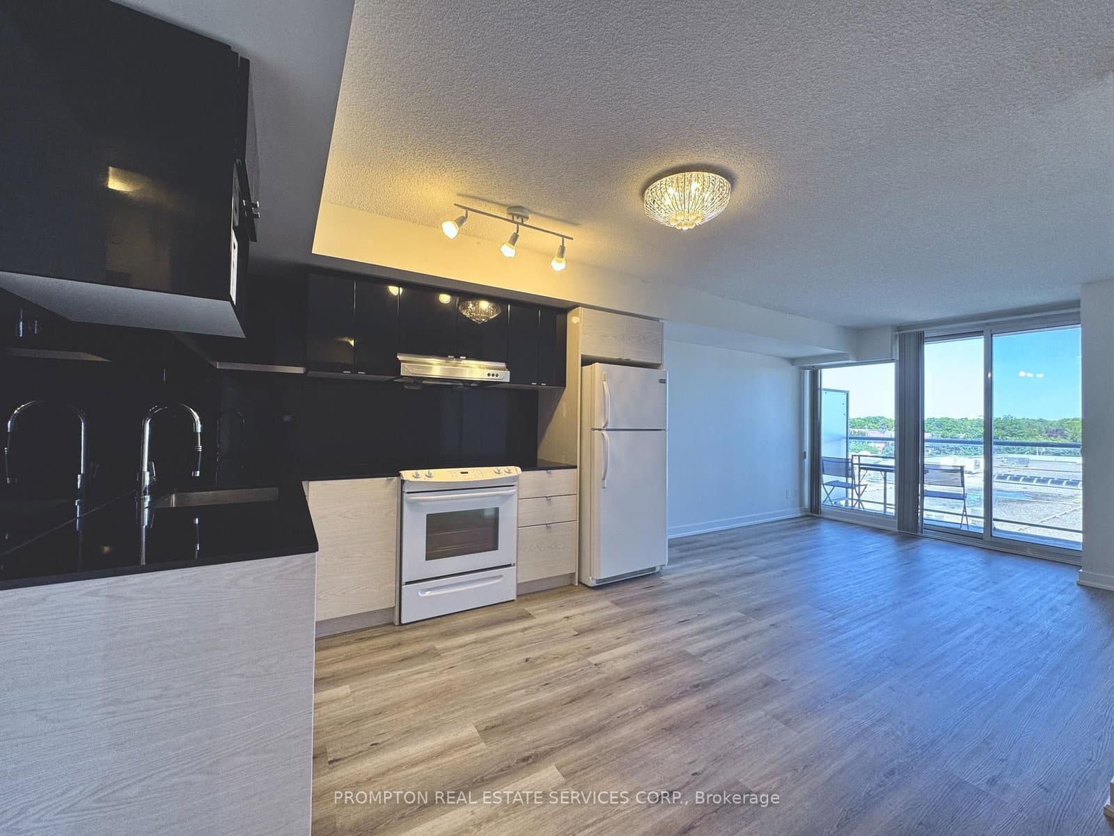 72 Esther Shiner Boulevard, Unit 612 - Image 1