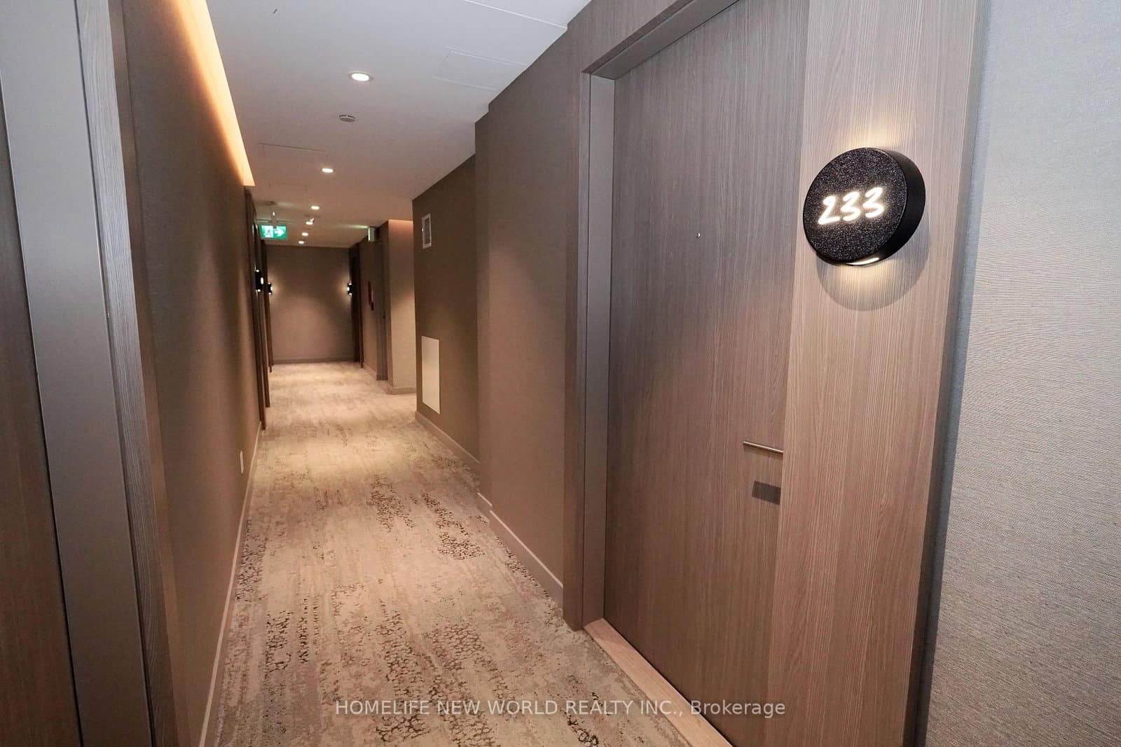 161 Roehampton Avenue, Unit 233 thumbnail 6