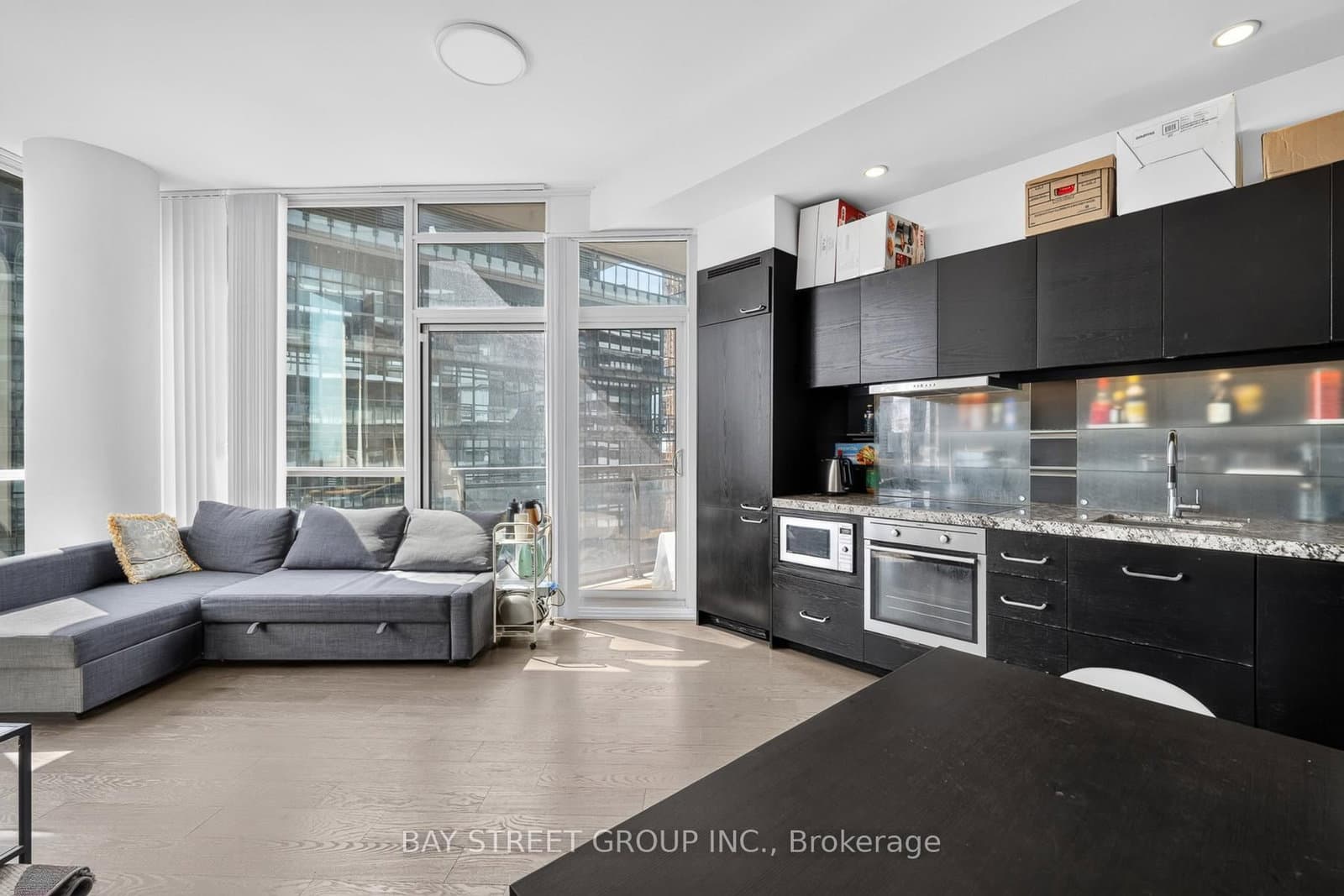 45 Charles Street E, Unit 5102 thumbnail 15