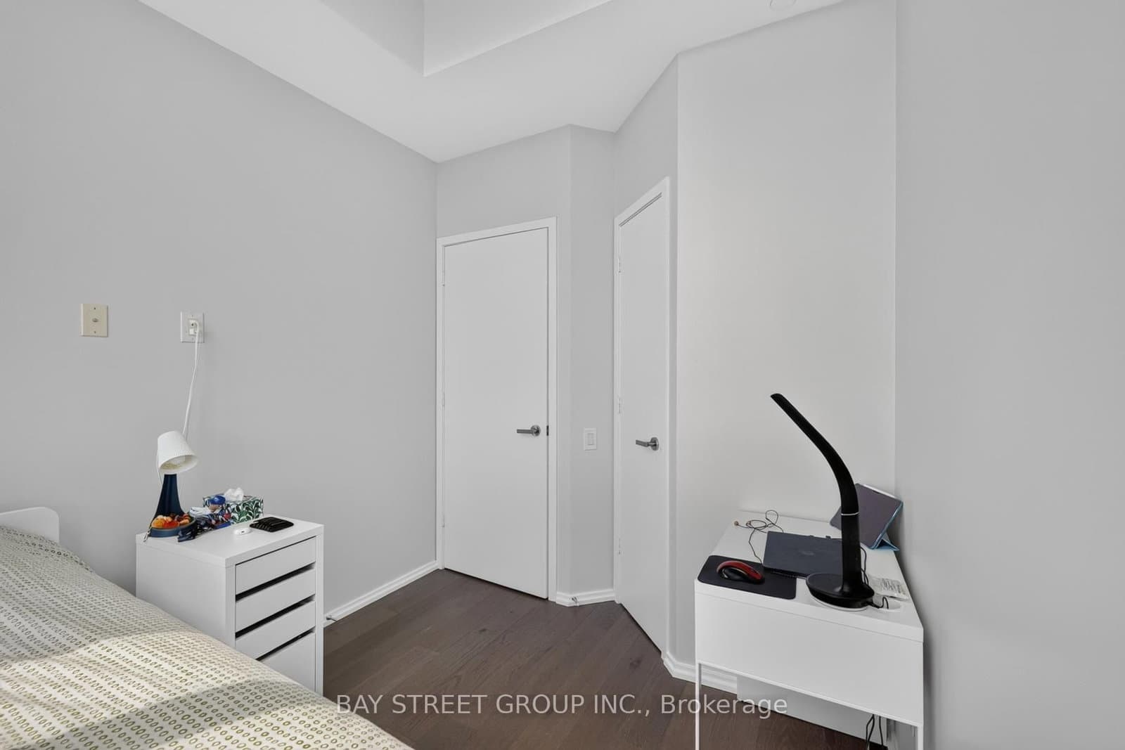 45 Charles Street E, Unit 5102 thumbnail 21