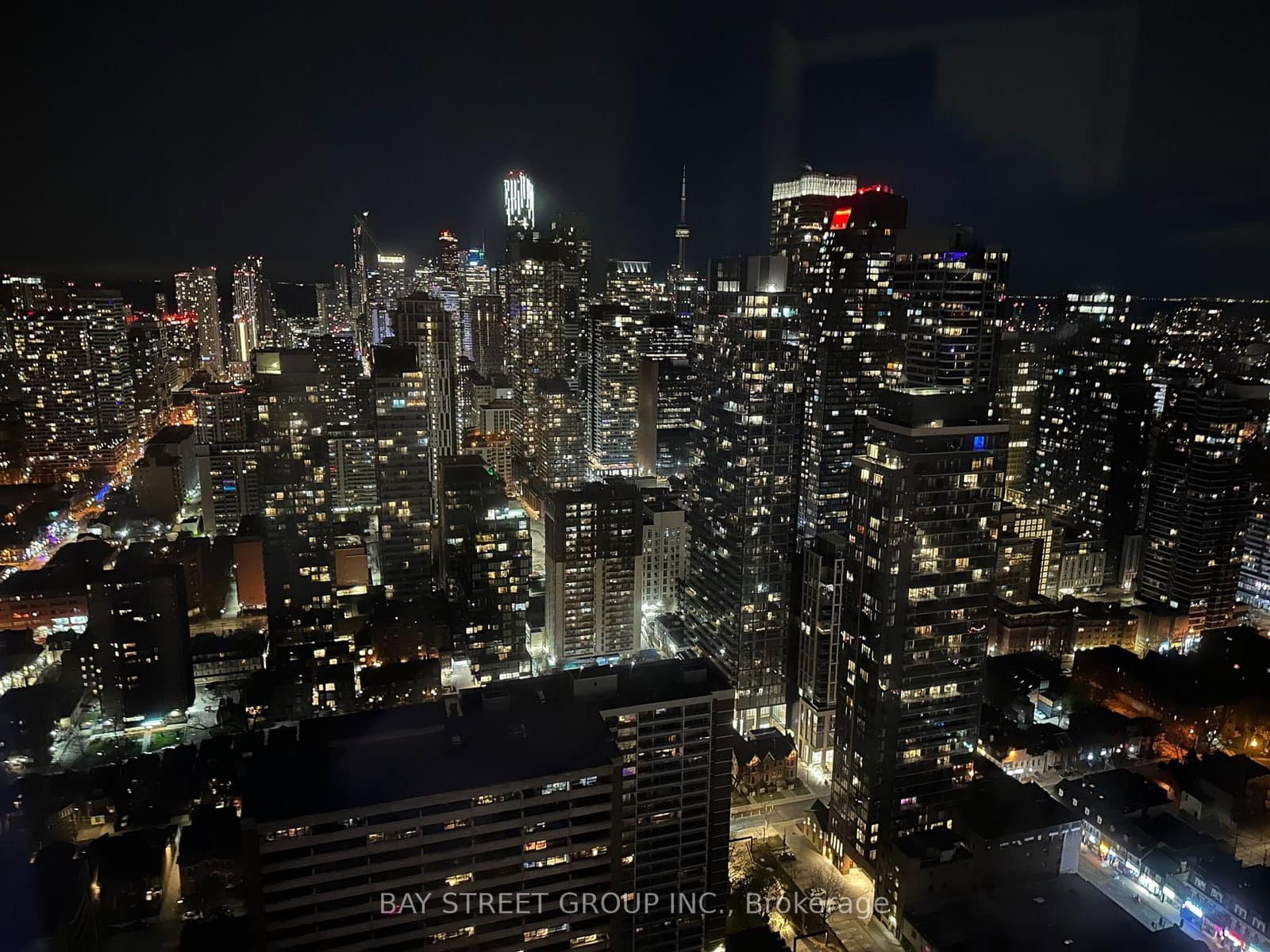 45 Charles Street E, Unit 5102 thumbnail 32