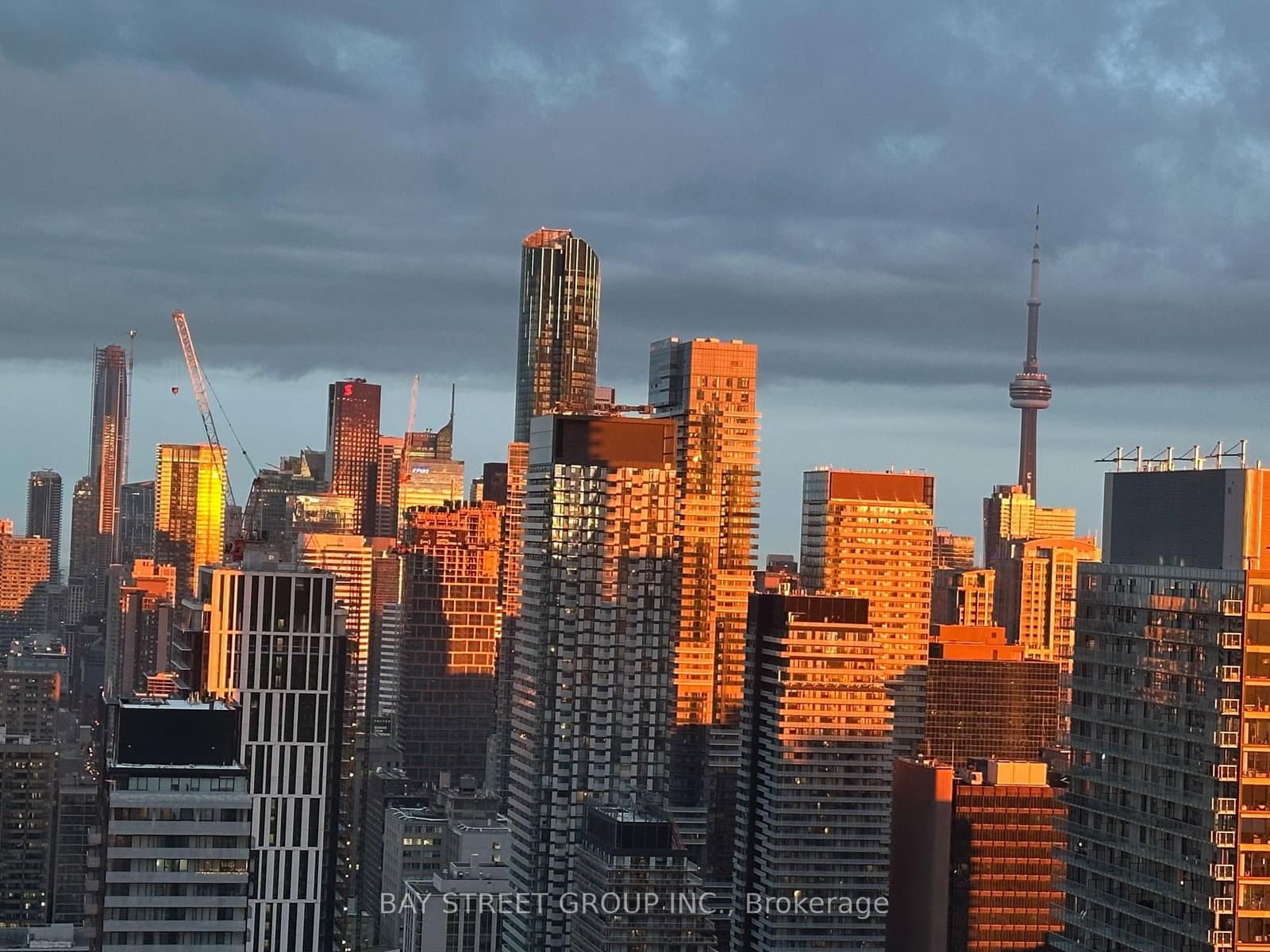 45 Charles Street E, Unit 5102 thumbnail 35