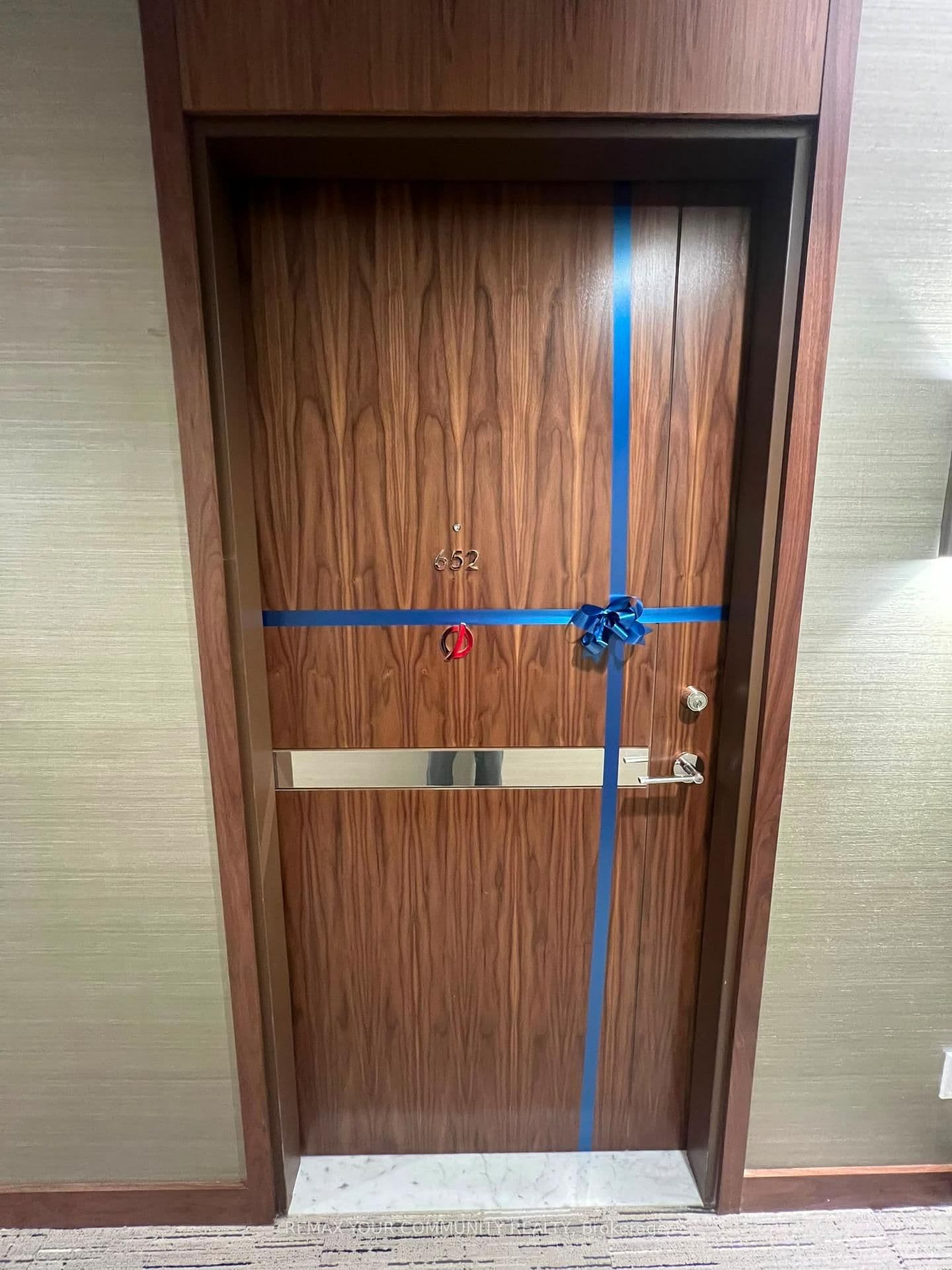 18 Esther Shiner Boulevard, Unit 652 thumbnail 6