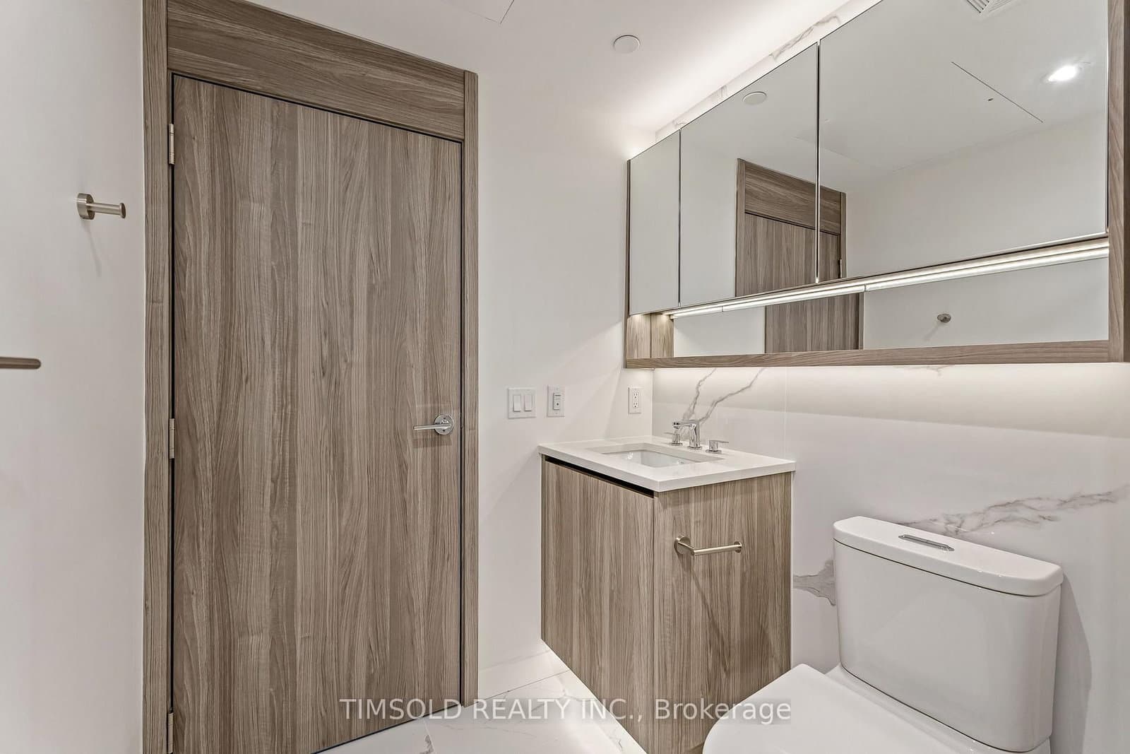 18 Esther Shiner Boulevard, Unit 1609 thumbnail 24