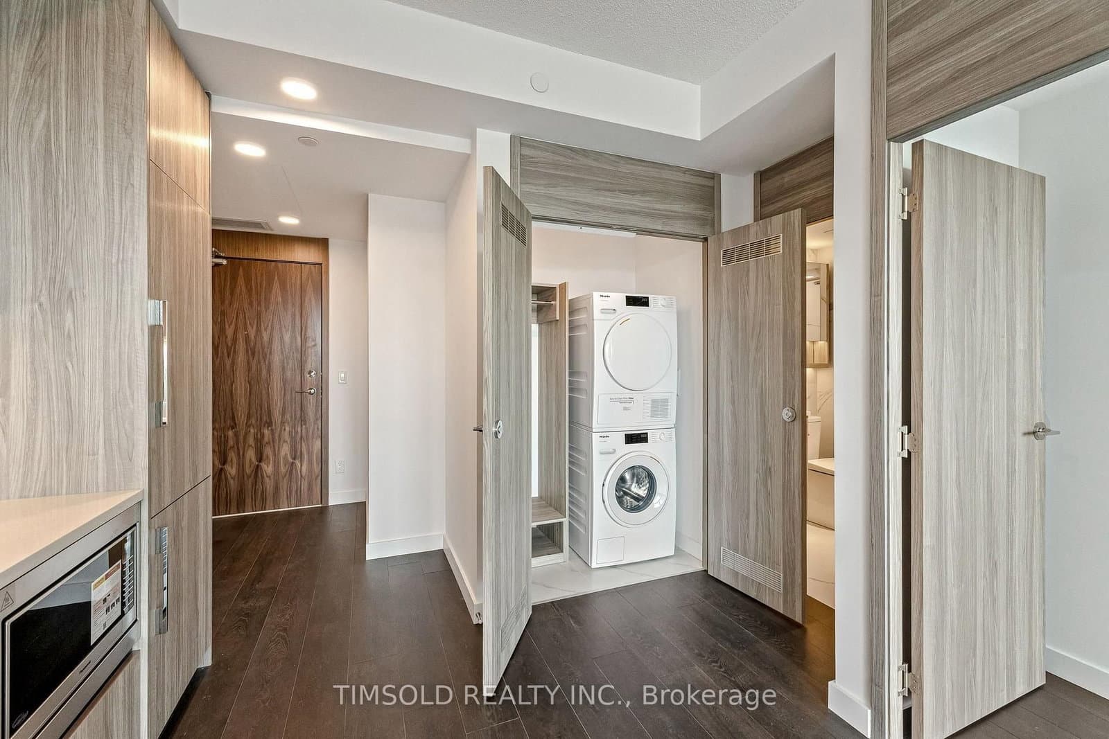 18 Esther Shiner Boulevard, Unit 1609 thumbnail 9