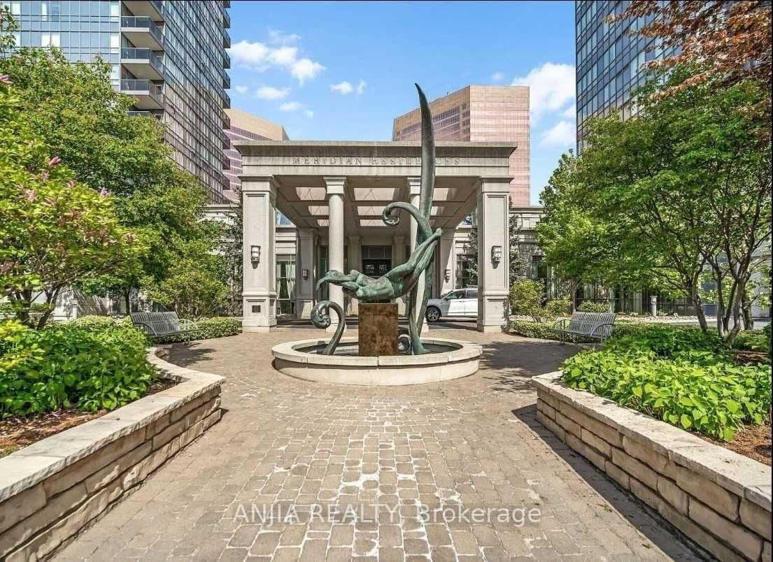 25 Greenview Avenue, Unit 1024 thumbnail 2