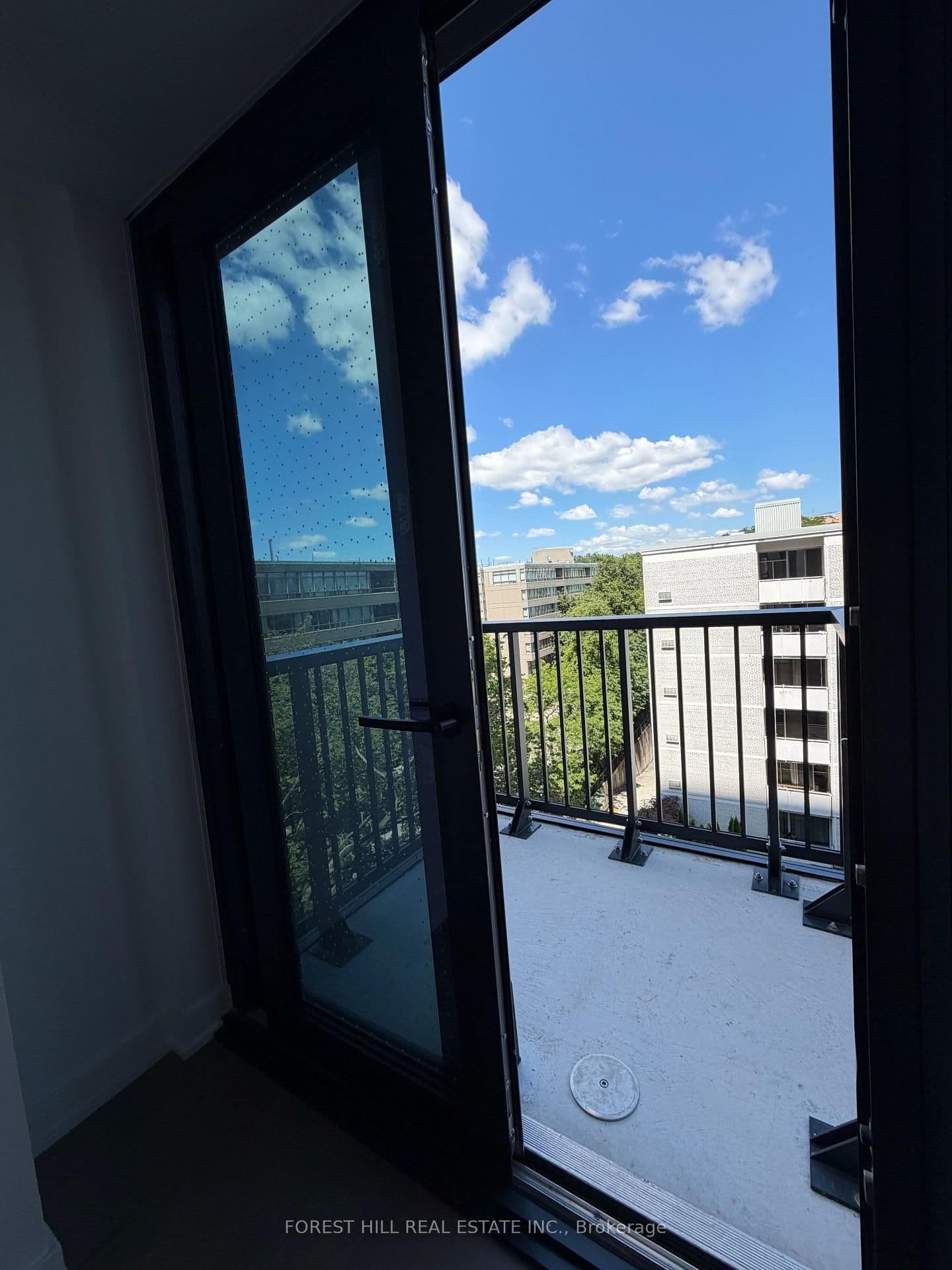 91 Montclair Avenue, Unit 710 thumbnail 14