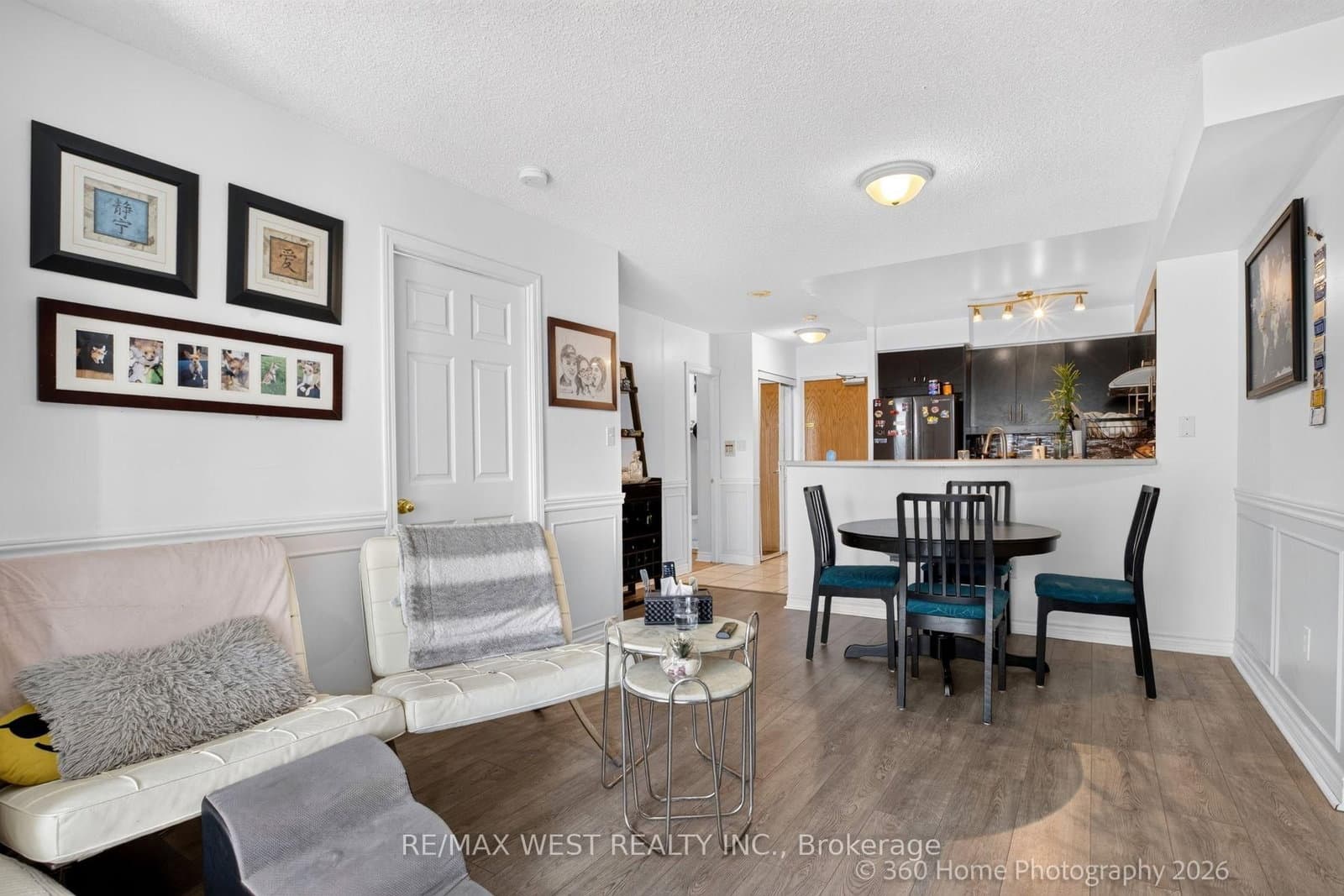 7 Lorraine Drive, Unit 706 thumbnail 11