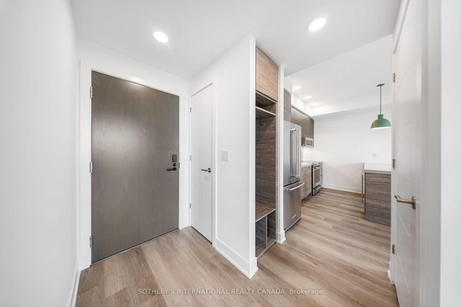 484 Spadina Avenue, Unit 709 - Image 1
