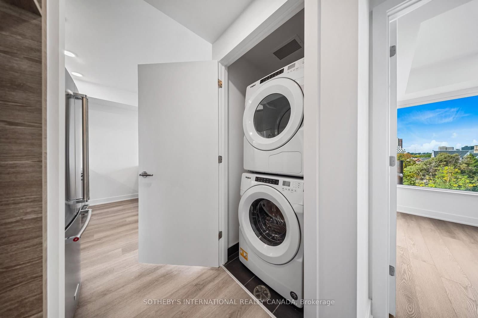 484 Spadina Avenue, Unit 709 thumbnail 12