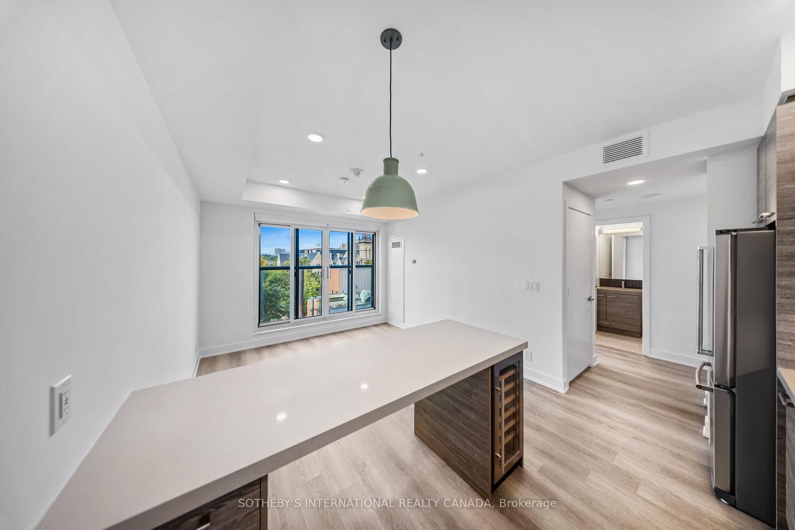 484 Spadina Avenue, Unit 709 thumbnail 3