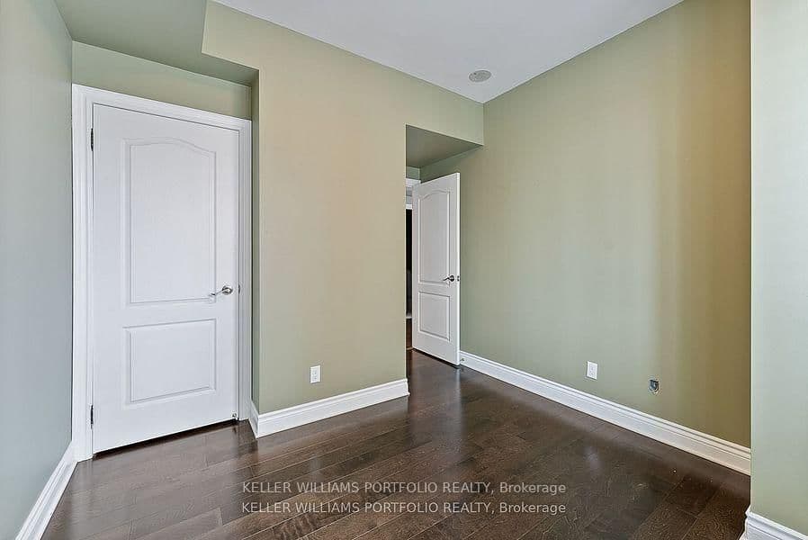 2 Clairtrell Road, Unit 1210 thumbnail 26