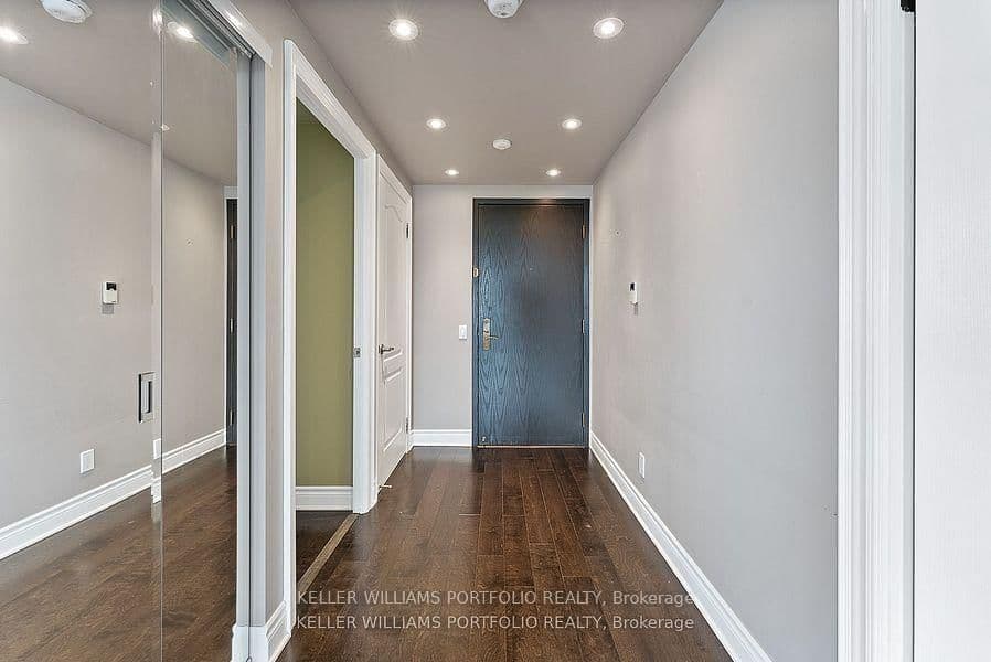 2 Clairtrell Road, Unit 1210 thumbnail 3