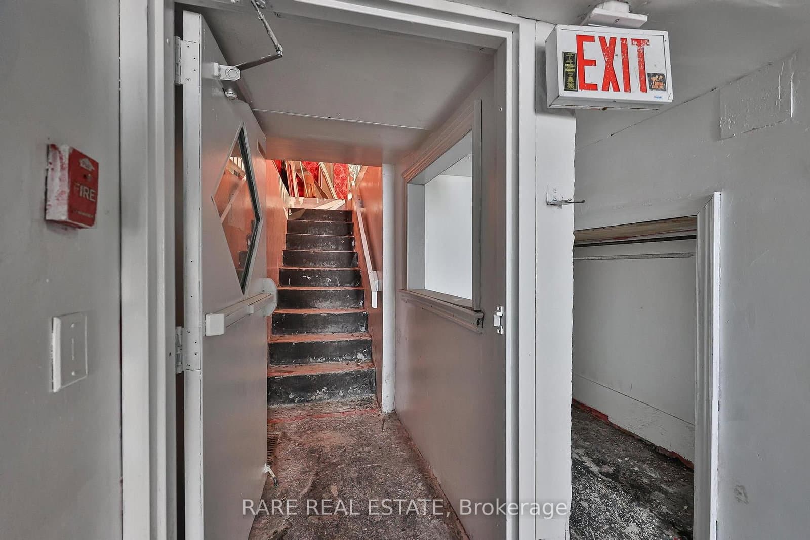 200 Bathurst Street thumbnail 18