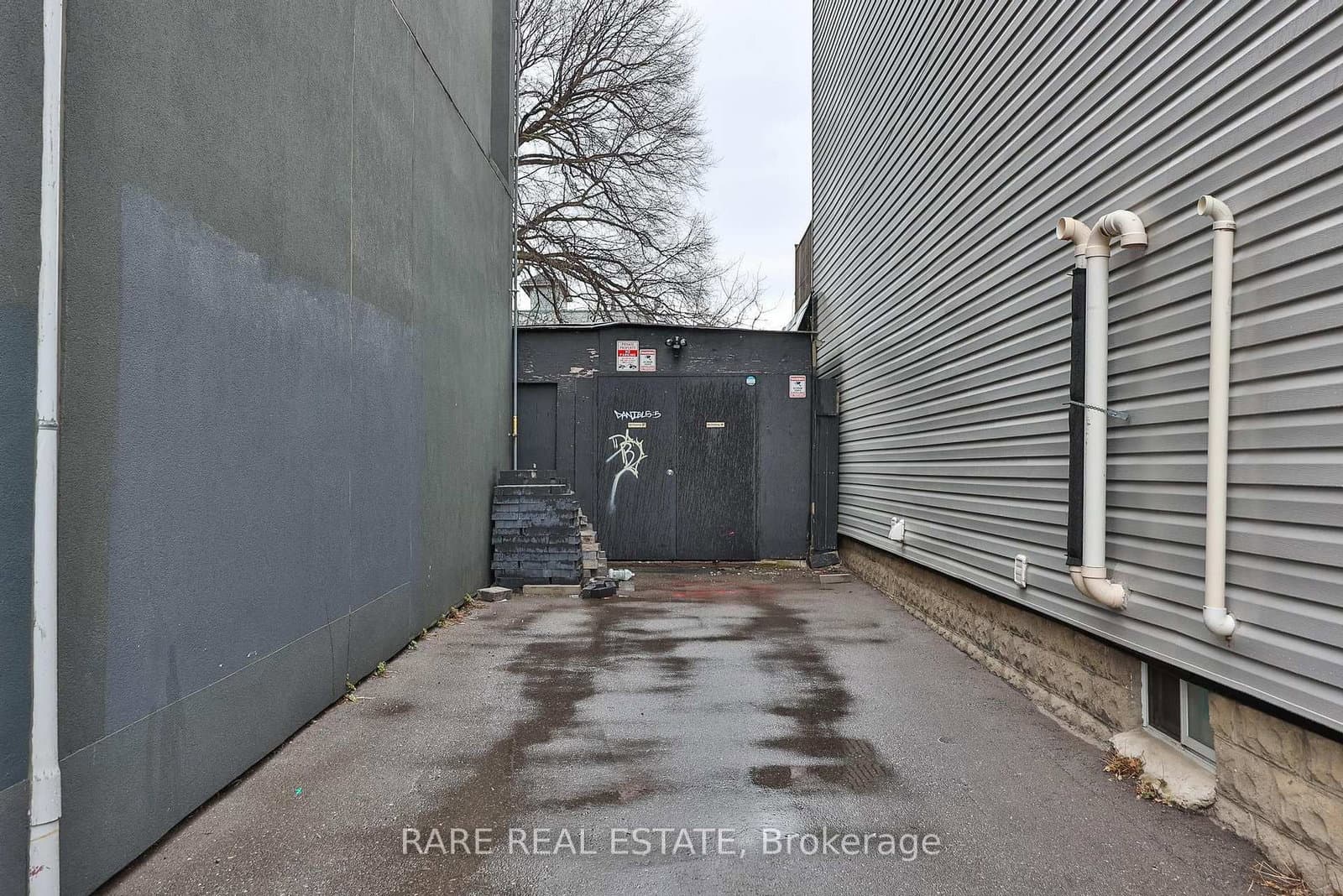 200 Bathurst Street thumbnail 19