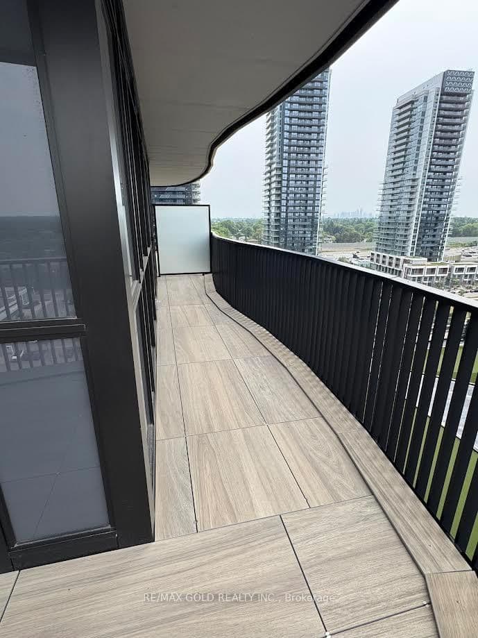 68 Esther Shiner Boulevard, Unit 1205 thumbnail 10