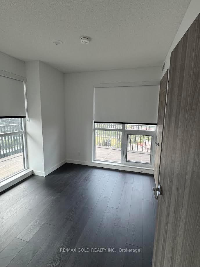 68 Esther Shiner Boulevard, Unit 1205 thumbnail 2
