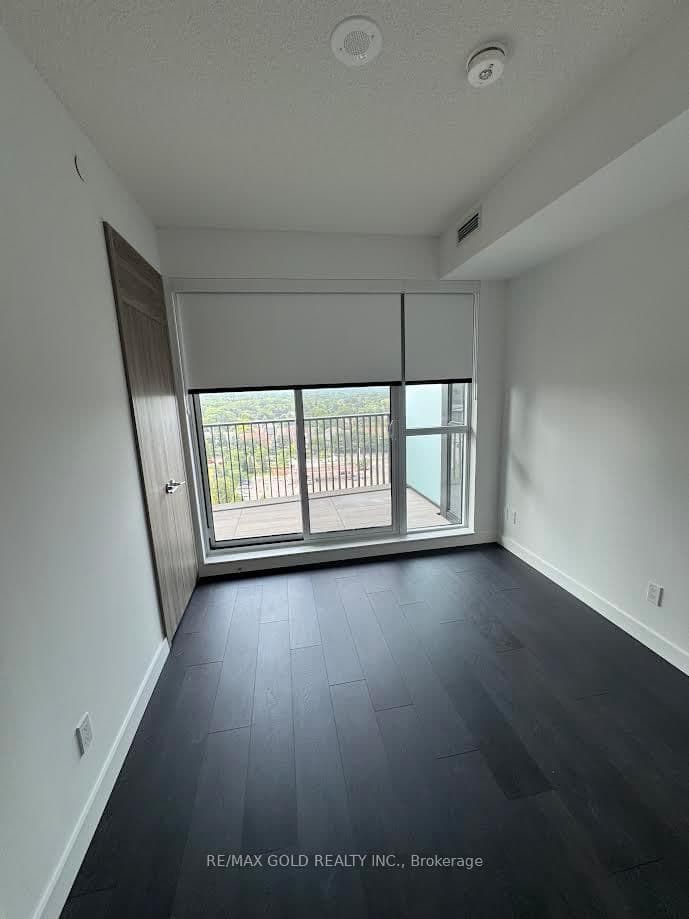 68 Esther Shiner Boulevard, Unit 1205 thumbnail 3