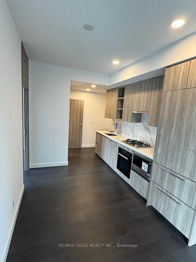 68 Esther Shiner Boulevard, Unit 1205 thumbnail 8