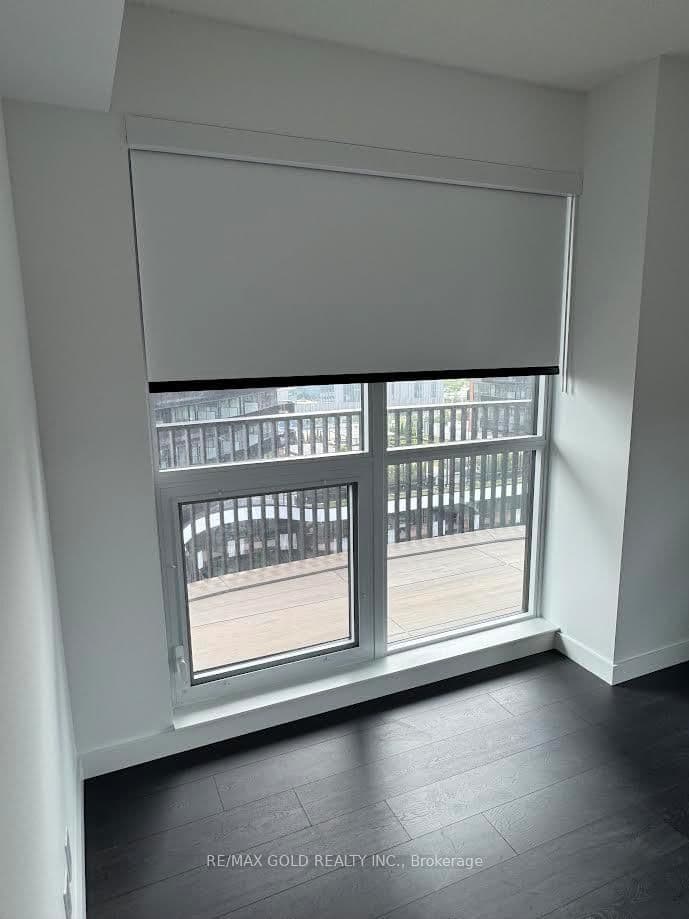 68 Esther Shiner Boulevard, Unit 1205 thumbnail 9