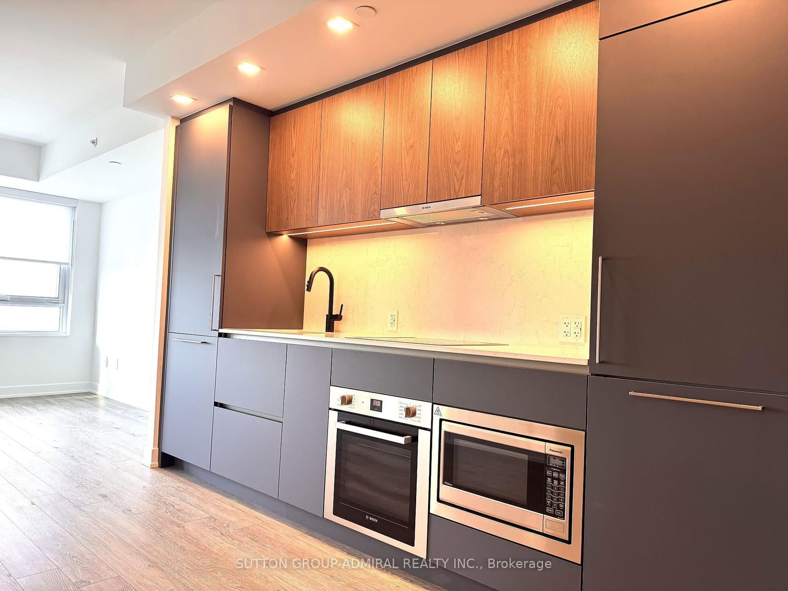 609 Sherbourne Street, Unit 4205 thumbnail 13