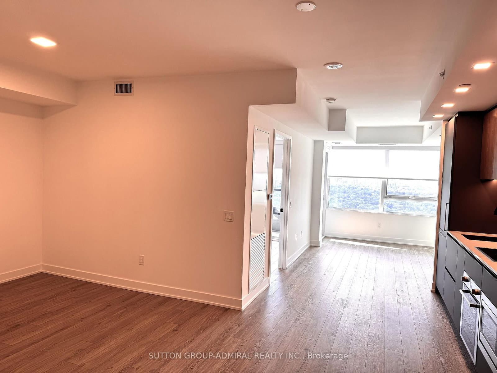 609 Sherbourne Street, Unit 4205 thumbnail 16