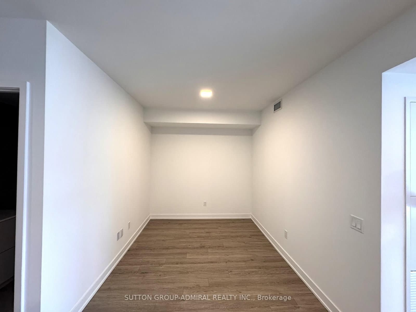 609 Sherbourne Street, Unit 4205 thumbnail 19