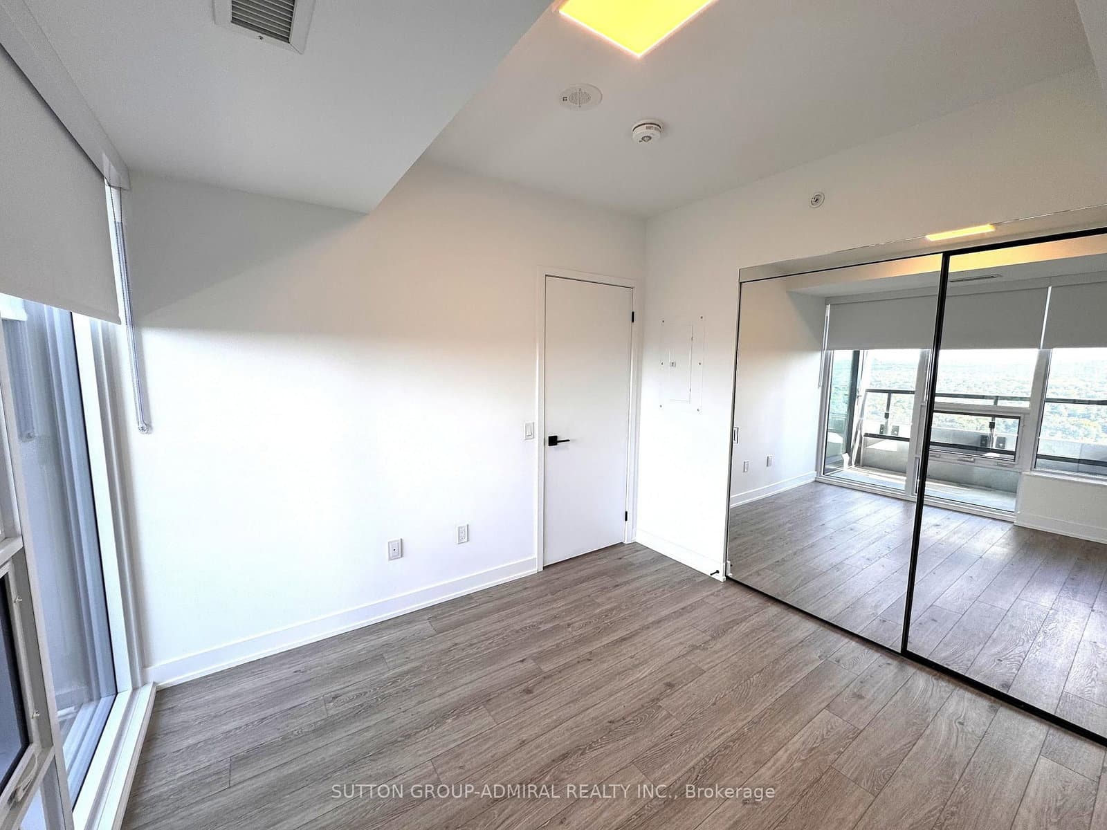 609 Sherbourne Street, Unit 4205 thumbnail 24