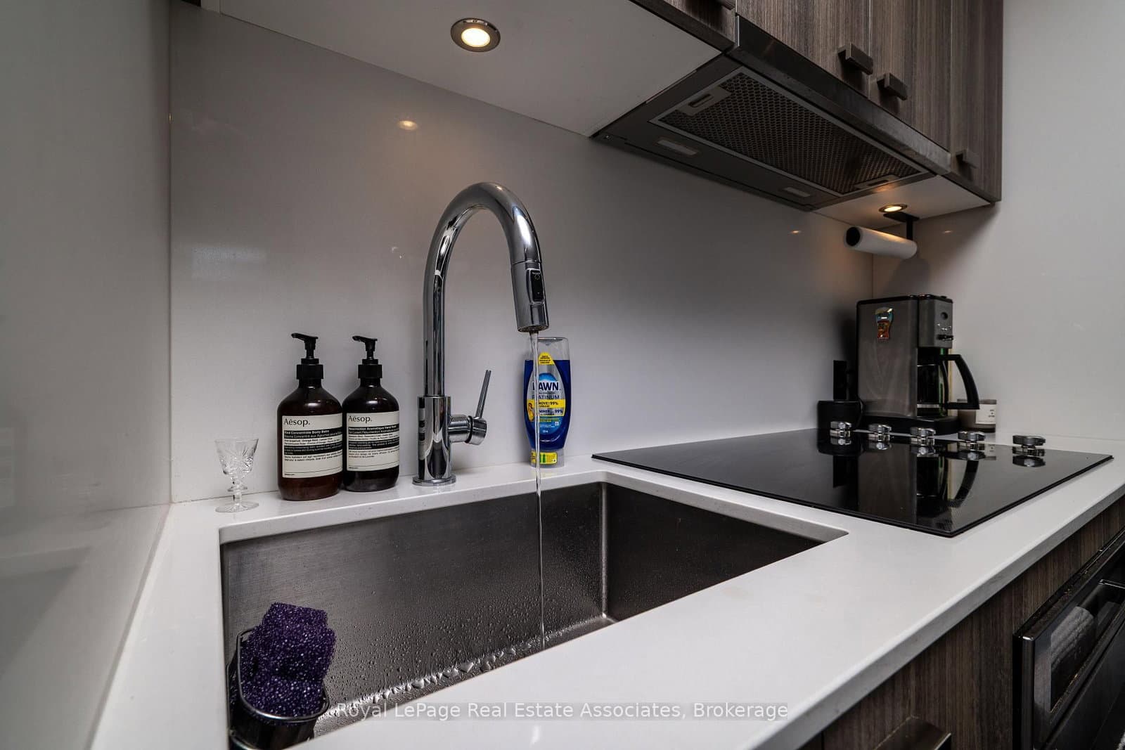 480 Front Street W, Unit 1206 thumbnail 13