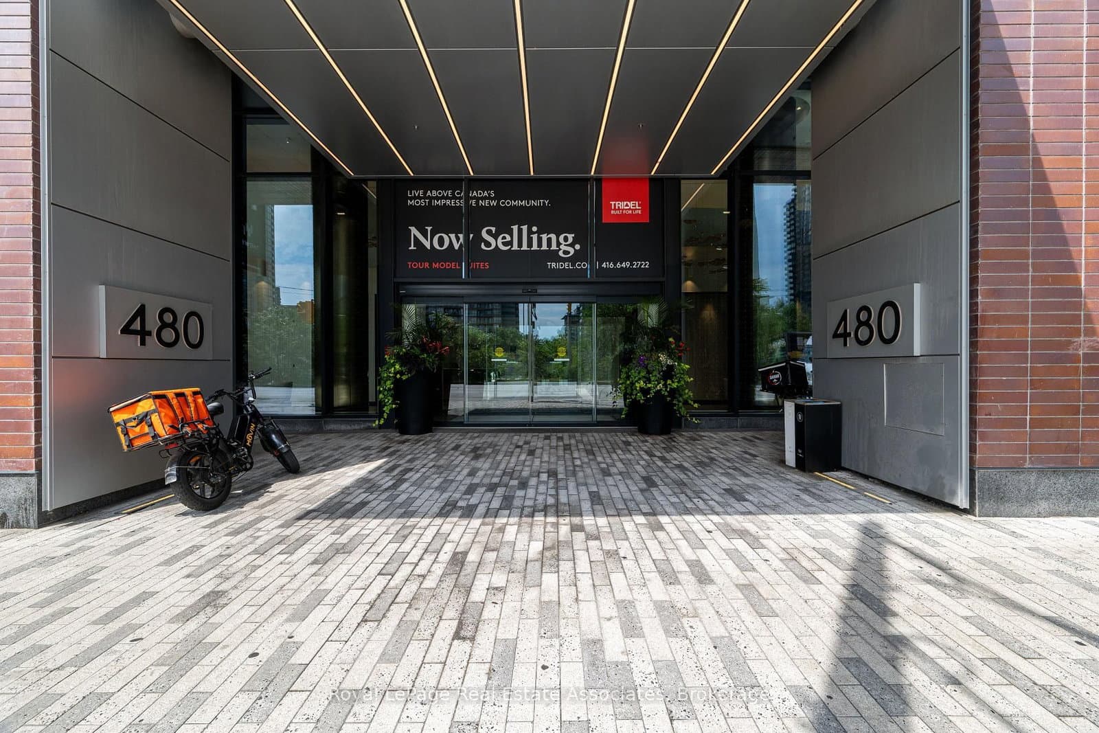 480 Front Street W, Unit 1206 thumbnail 35