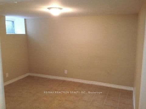 58 Finch Avenue E, Unit Lower thumbnail 4