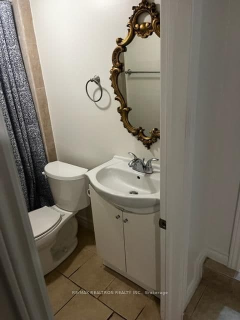 58 Finch Avenue E, Unit Lower thumbnail 6
